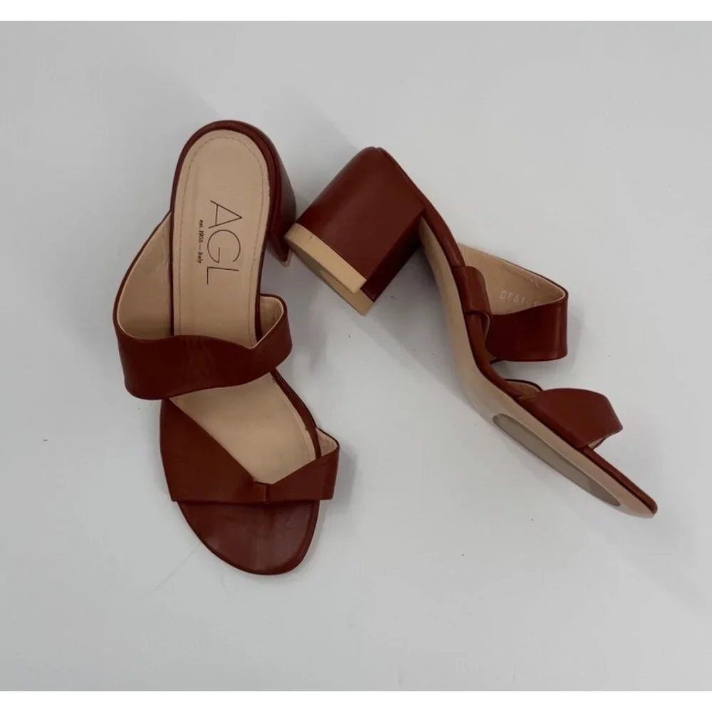 AGL Brown Moon Thong Leather Block Heel Sandals 38.5 or US 8.5 Made In Italy